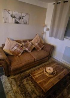 Gabalfa Apartment | Taff Cottage - Cosy home away home