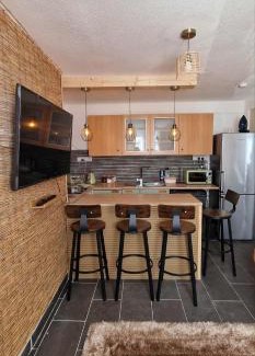 Gabalfa Apartment | Taff Cottage - Free parking, Fast Wifi, Cosy vibe
