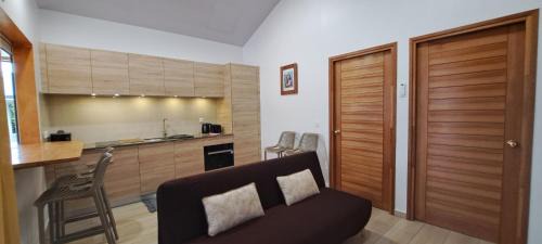 Papara House | TAHITI - Bungalow Mana