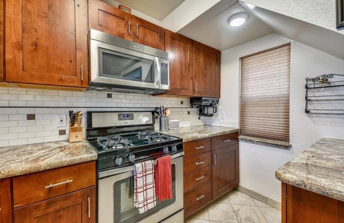 Dollar Point Condo | Tahoe City Getaway Condo