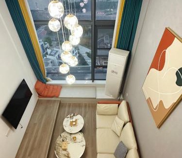 Huzhou Apartment | Taihu Lake Luxury Deluxe Duplex Apartment with Lake View