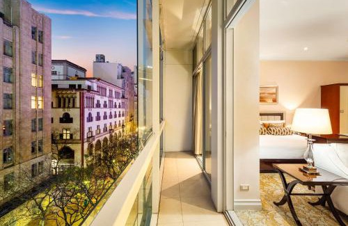 Cape Town City Centre Hotel | Taj Hotel 305 by Host Agents