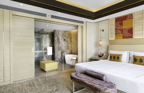 Bhopal Hotel | Taj Lakefront Bhopal