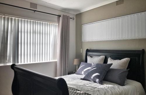 Old Place Apartment | Take a Break Self Catering Accommodation