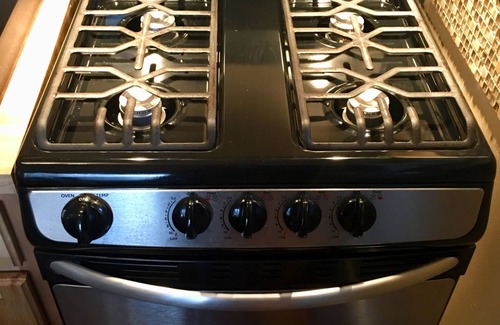 Susitna North Cottage | Takleetnas Mount Dall Cottage with Wi-fi and washer/dryer