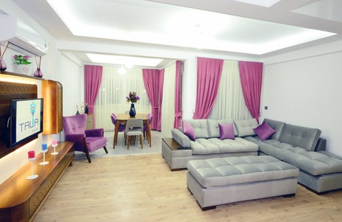 Ciftlik Villa | Tala Villa 6- 3 Bedrooms