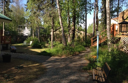 Talkeetna House | Talkeetna Eastside Cabins -Nook,Unit #2, Reasonable rates, Family Friendly,Yurts