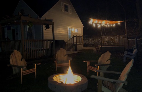 Beachwood-Bluffton House | Tall Oaks -nearby walk to the beach -Muskegon Pere Marquette park in Bluffton