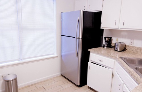 Tallahassee House | Tallahassee Gem: Cozy, Cute & Convenient