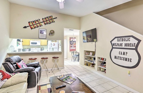 Tallahassee House | Tallahassee Townhome 4 Mi to College Town!