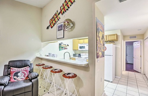 Tallahassee House | Tallahassee Townhome 4 Mi to College Town!