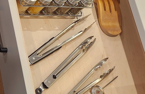 Canmore House | Tamarack Steamside Deluxe Chalet - Private Hot Tub