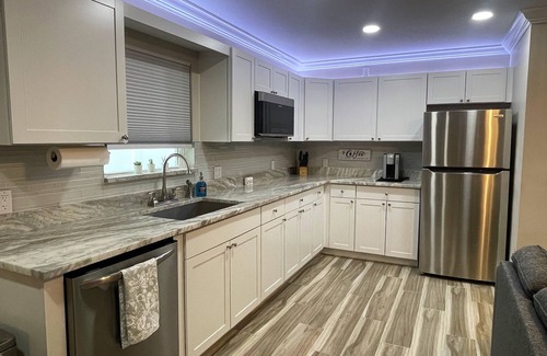 Lake George House | Tampa Super Suite