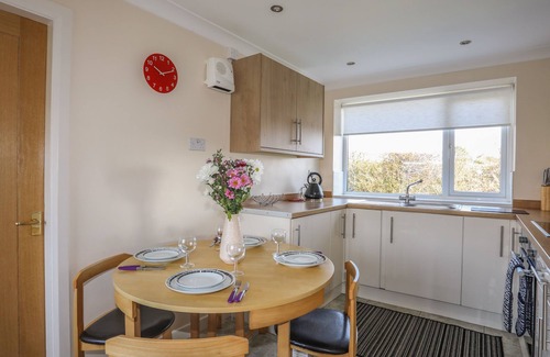 Llanfairpwllgwyngyll Cottage | TAN TWR FARM COTTAGE, pet friendly, with a garden in Dwyran