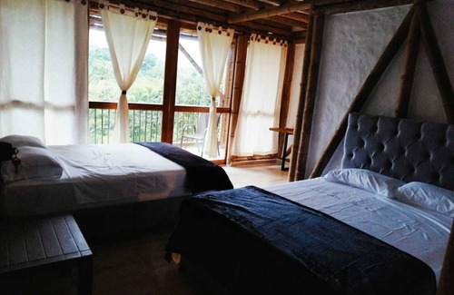 Quimbaya Cabin | Tanager Lodge Quimbaya