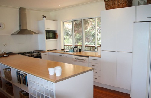 Brisbane Waterfront House | Tangalooma Beach House - Coign 5