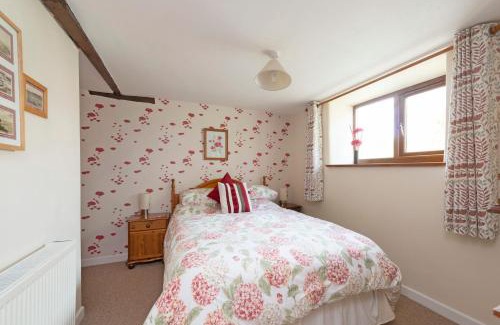 West Milton House | Tanglewood Cottage - Lancombes House