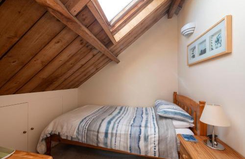West Milton House | Tanglewood Cottage - Lancombes House