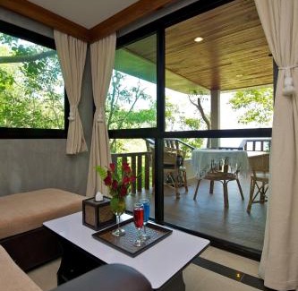 Koh Tao Resort | Tanote Villa SHA Extra Plus