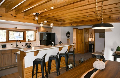 Taos Ski Valley House | Taos Ski Valley Amizette Mountain House