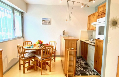 Courseulles-sur-Mer Apartment | Taphao YourHostHelper