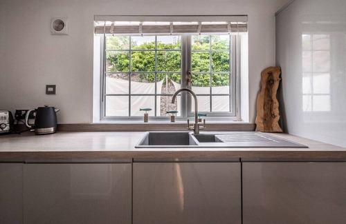 Topsham Apartment | Tappers Yard, Topsham, Exeter