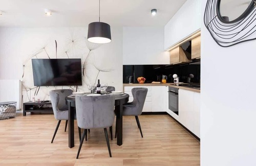 Przymorze Apartment | Tarasy Bałtyku 31 Gdańsk | Premium Apartment with Sauna & Parking