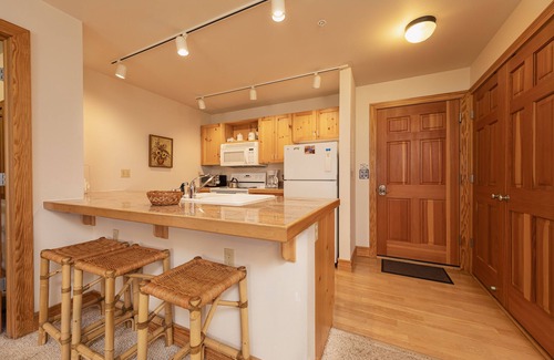 Driggs Condo | Targhee Rentals Teton Creek Resort 414 near Grand Targhee Ski Resort Hot Tub Gym