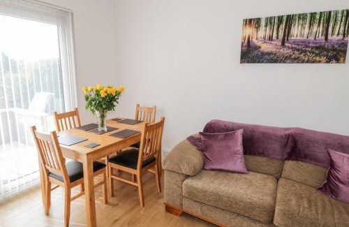 Annan House | Tarnacrye