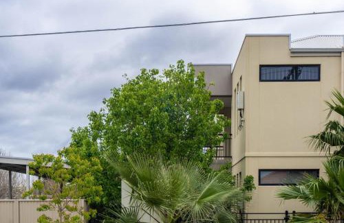 Athol Park Apartment | Tasha's Apartments on Kerry