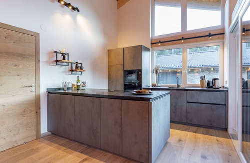 Sankt Lambrecht House | Tasteful ski-in ski-out lodge