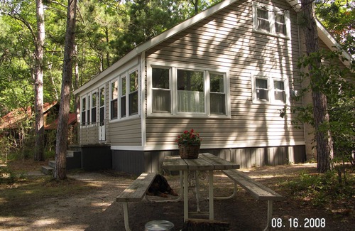Michaywe Cottage | Tattrie's Cottage on Opal Lake