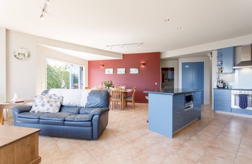 Wanaka House | Tawhiri - stunning views in paradise