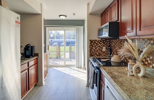 Taylor Condo | Taylor Condo Rental w/ Fireplace ~ 5 Mi to Airport