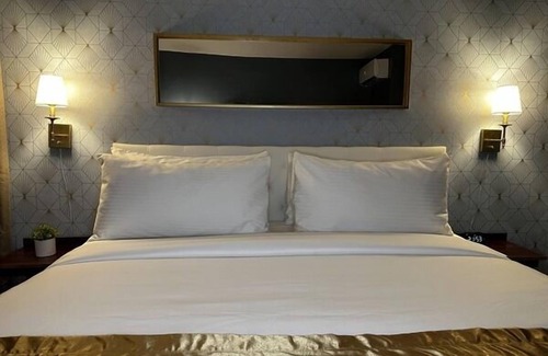 Overtown Hotel | TB Hotel Downtown Miami - Superior King Room