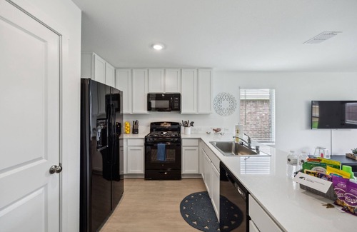 Forney House | TCH - Spacious 4bd/2ba home in Forney w/Workspace