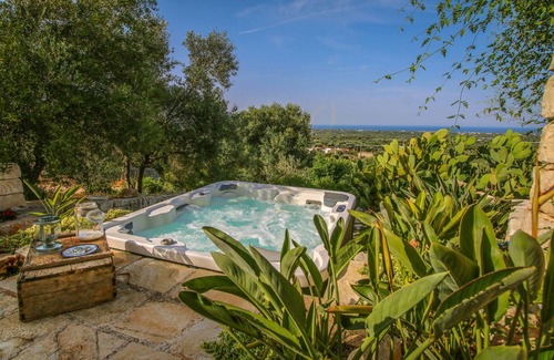 L'Assunta House | TD Casa Torchiano Hilltop Pool with Sea View