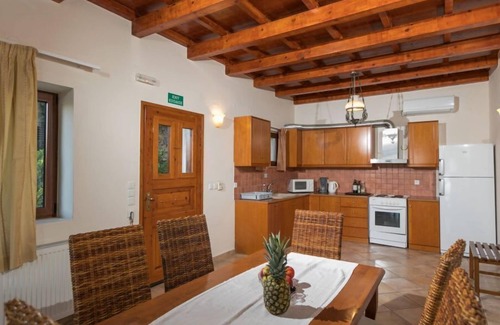 Agia Triada Villa | Teacher’s Cottage with Pool & Sea View