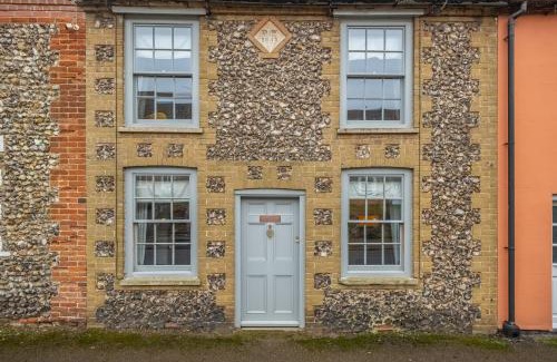 Syderstone House | Teacup Cottage