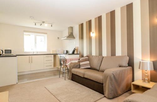 Highbridge House | Teal