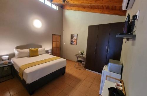 Thabazimbi House | Tee Cee Marvelous Guesthouse