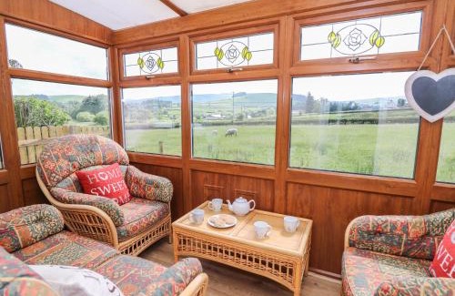 Rhayader House | Tegfan