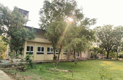 Talab Resort | TEHLA BAGH SARISKA