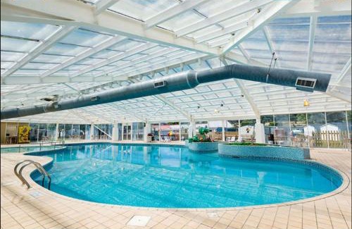 Dawlish Warren House | TEIGNBRIDGE - Delightful caravan on a peaceful caravan park in Dawlish Warren