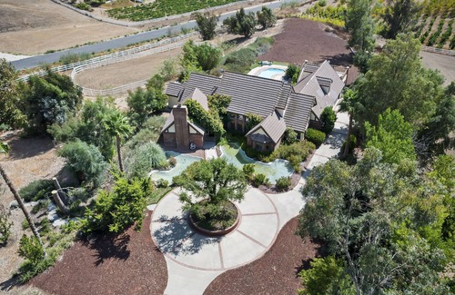 Temecula House | Temecula Romantic Tudor Estate In The Heart Of Wine Country
