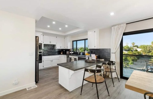 Temecula House | Temecula Wine Country Pool Spa,BEST LOCATION,VIEWS,Citrus Grove,Hot Air Balloons