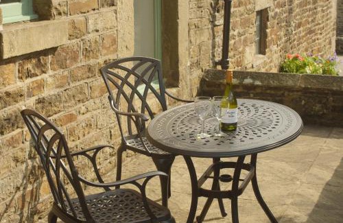 Beeley House | Temperance Croft