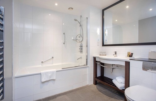 Newington Hotel | Ten Hill Place