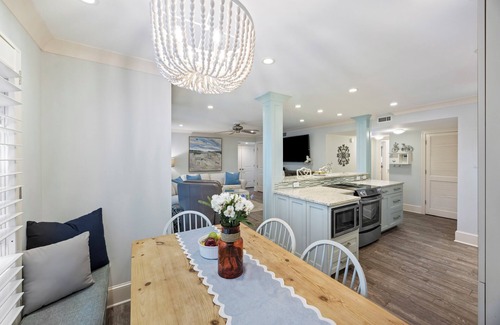 Kiawah Island Condo | Tennis View! Updated Villa! WALK TO TENNIS CTR! Screened Porch! NEW LISTING