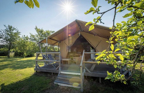 Saires Cottage | Tent Lodge Safari La Briande